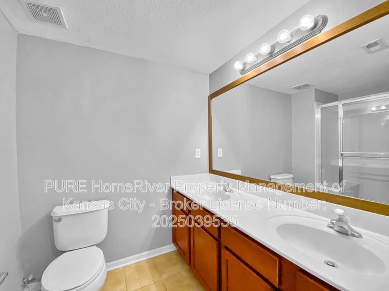 Kansas City Condo: 8020 N Drury Ave