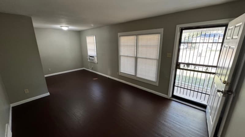 Memphis House: 2183 Cassie Ave