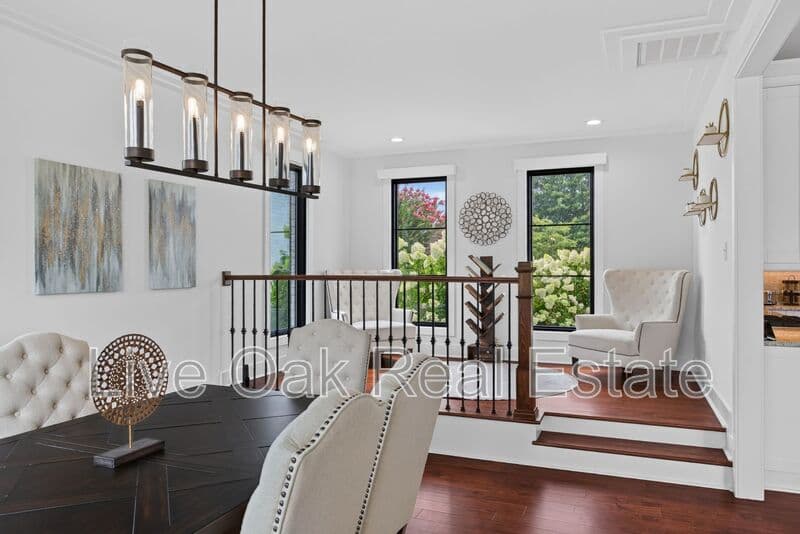 Virginia Beach House: 1316 Lambeth Lane