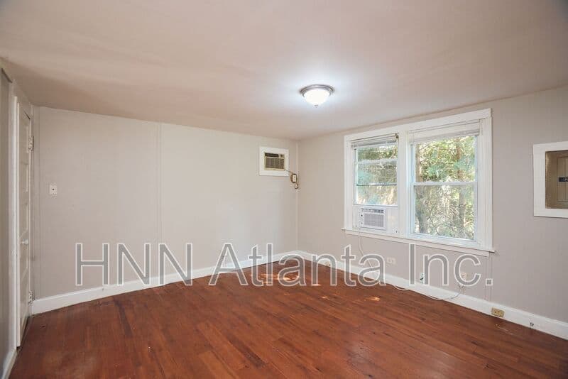 Atlanta Condo: 887 Myrtle St NE