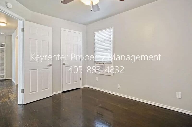 Oklahoma City House: 3937 SW 27th Pl