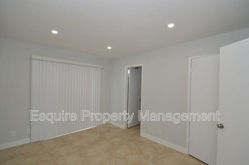 OXNARD Condo: 1834/1840/1850 PERICLES ST