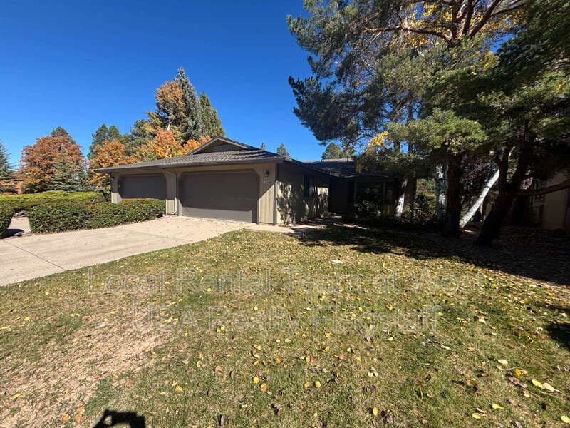 Flagstaff House: 2340 N Plateau Dr