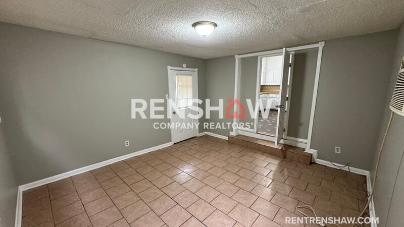 Memphis House: 1114 Azalia St
