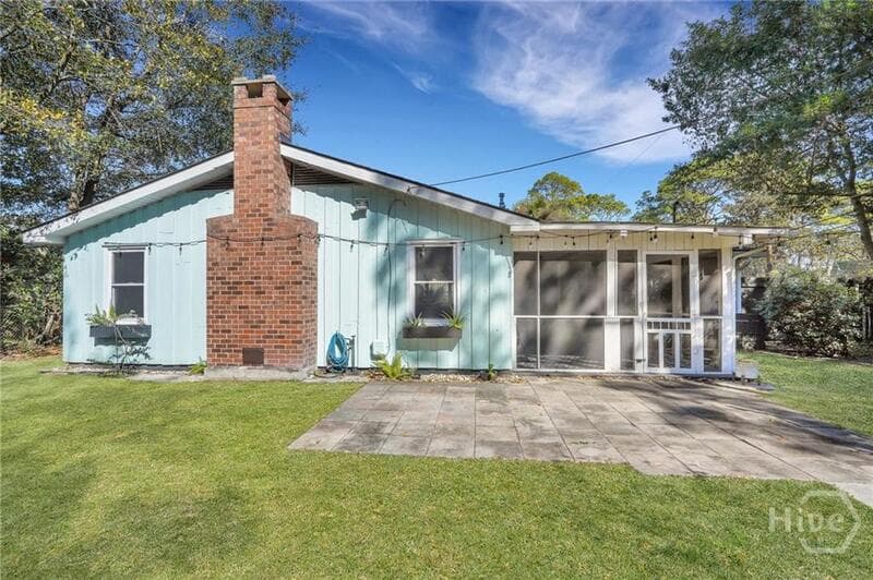 Savannah House: 2337 Shirley Drive