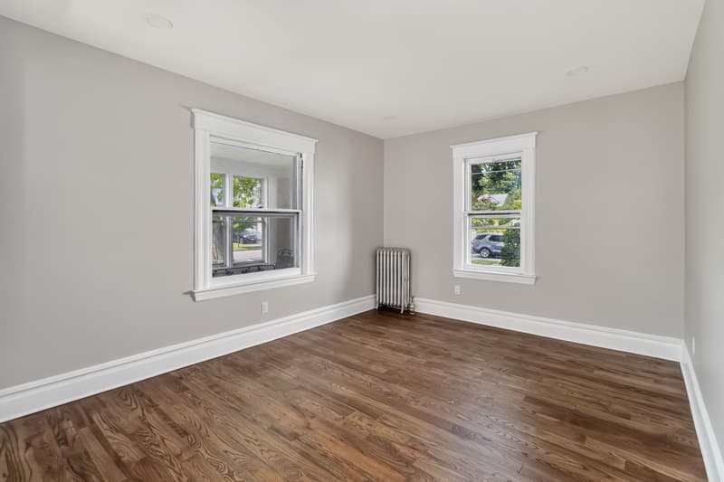 Montclair House: 99 Lincoln Street