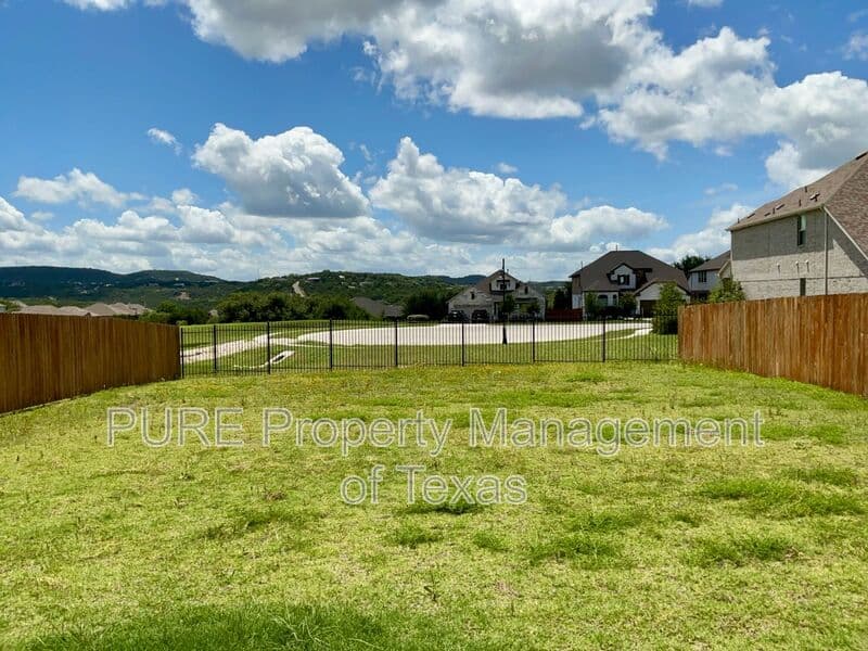 Lago Vista House: 22813 Agave Grove Dr.