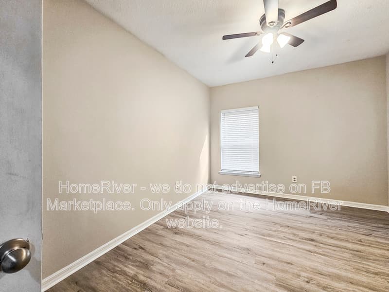 Land O Lakes House: 10328 Hawks Landing Dr