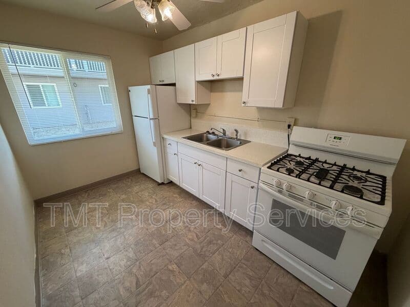 Sacramento Condo: 2530 S St