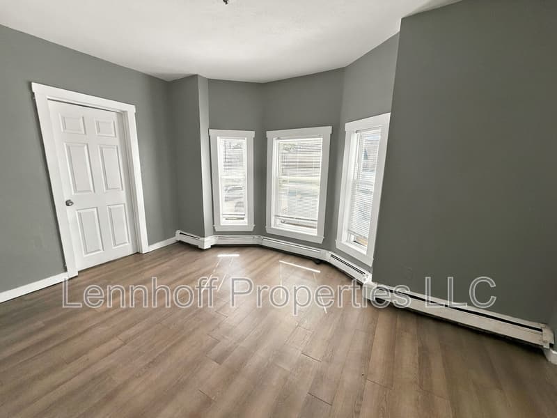Lowell Condo: 142 Jewett Street - 3