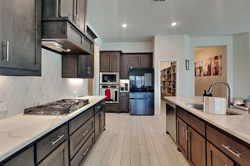 Forney House: 335 Chapel Hill Dr