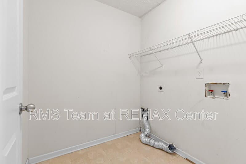 Flowery Branch Townhome: 4932 Vireo Dr
