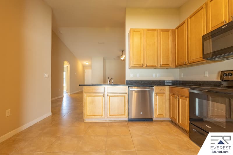 Palm Coast House: 25 Louisville Drive