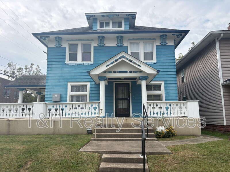 Indianapolis Condo: 1104 North Oakland Avenue