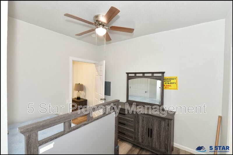 El Paso Condo: 6806 Alameda Ave