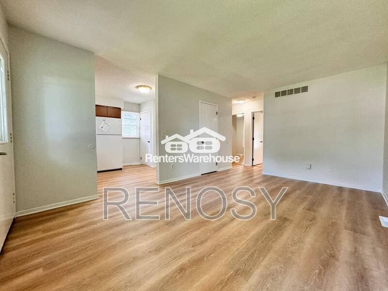 Des Moines House: 1332 E 37th St