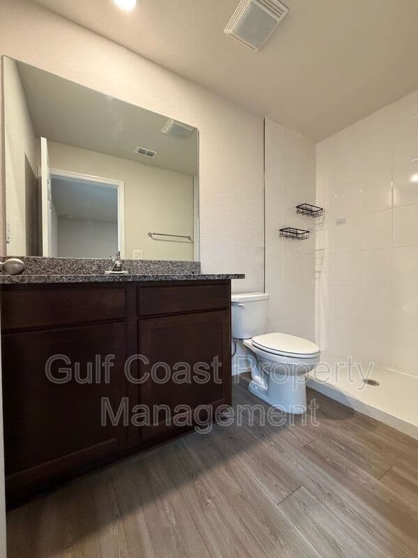 Englewood Condo: 10162 Tramore Ave