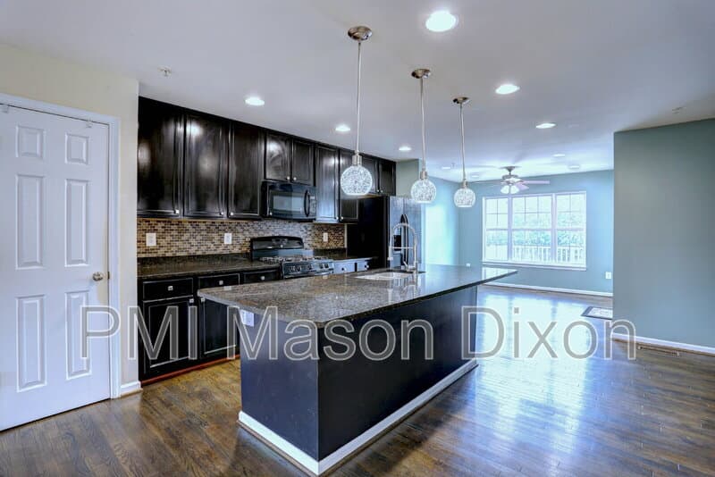 Baltimore House: 8434 Stansbury Lake Drive