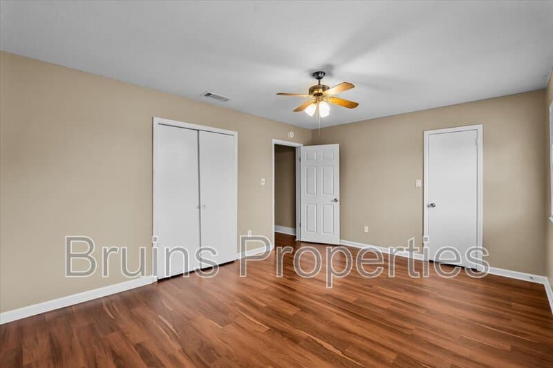 High Point House: 1825 Johnson Street