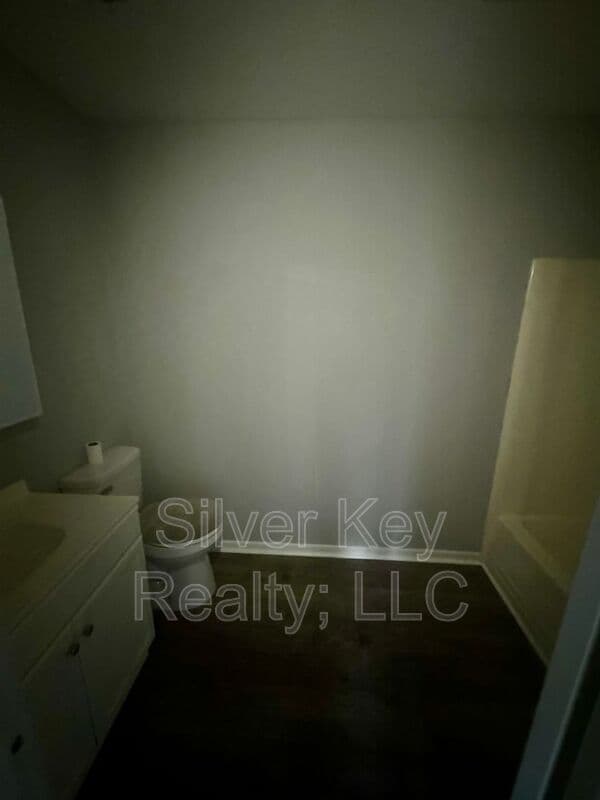 Athens House: 311 Sunset Drive