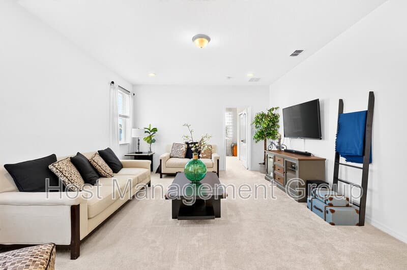 Orlando House: 8205 Bayliss Ct