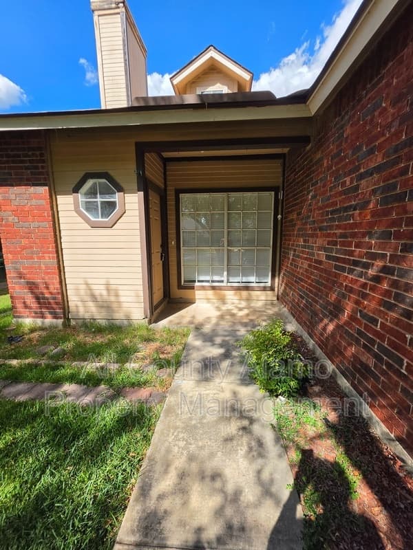 San Antonio Condo: 3439 Ridge Smoke