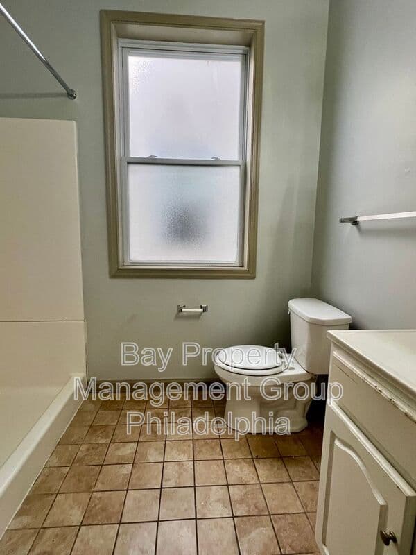 Philadelphia House: 2154 N Carlisle St