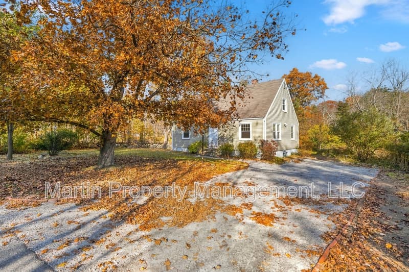 Acton House: 52 Taylor road