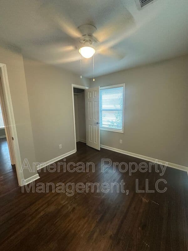 Tulsa House: 7524 E Newton Pl