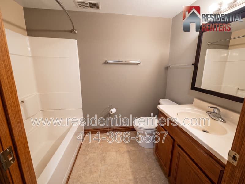 Milwaukee Condo: 2210 S Winchester Street