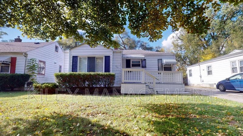 Flint House: 722 Hubbard Avenue