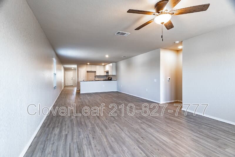San Antonio House: 1403 Slice Parkway