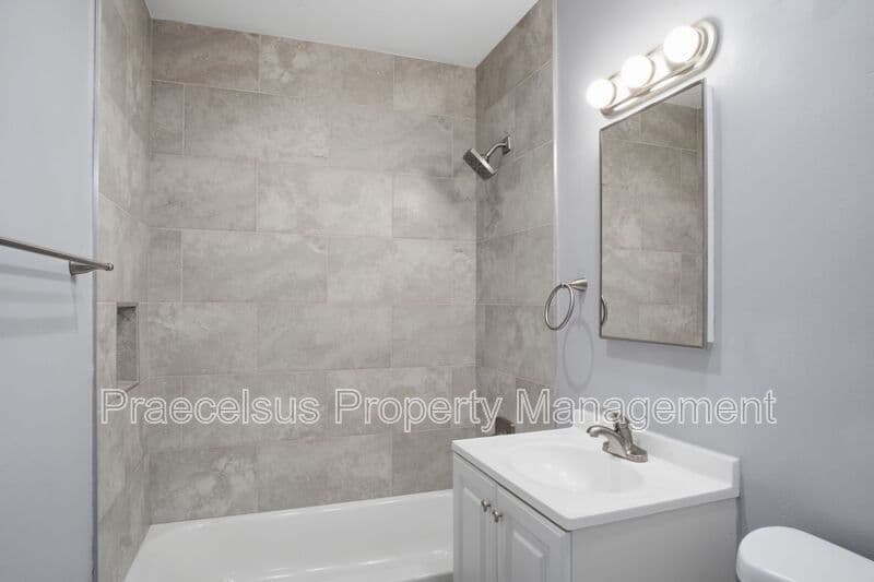 San Diego Condo: 3225 Van Dyke Ave