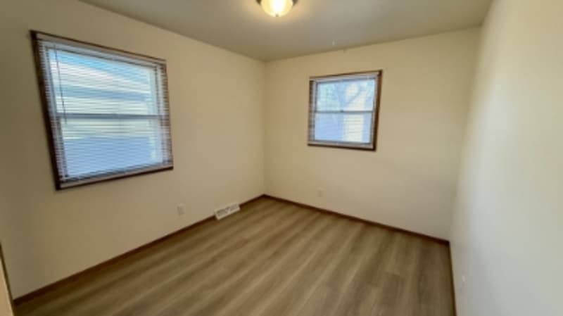Oshkosh Condo: 2010-2012 Parkside Drive - 2010