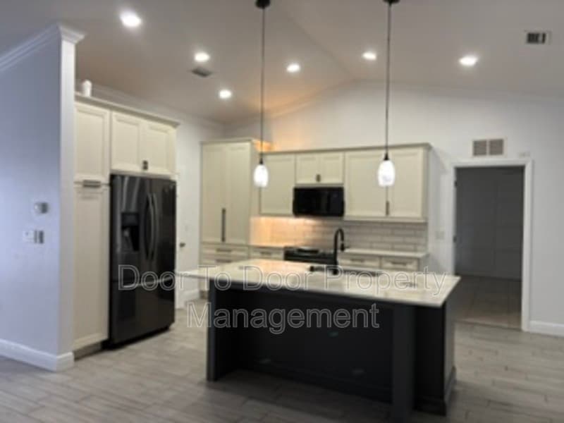Fort Myers House: 2712 Nature Pointe Loop
