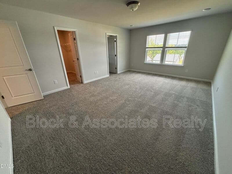 Durham House: 3230 Pelican Lane