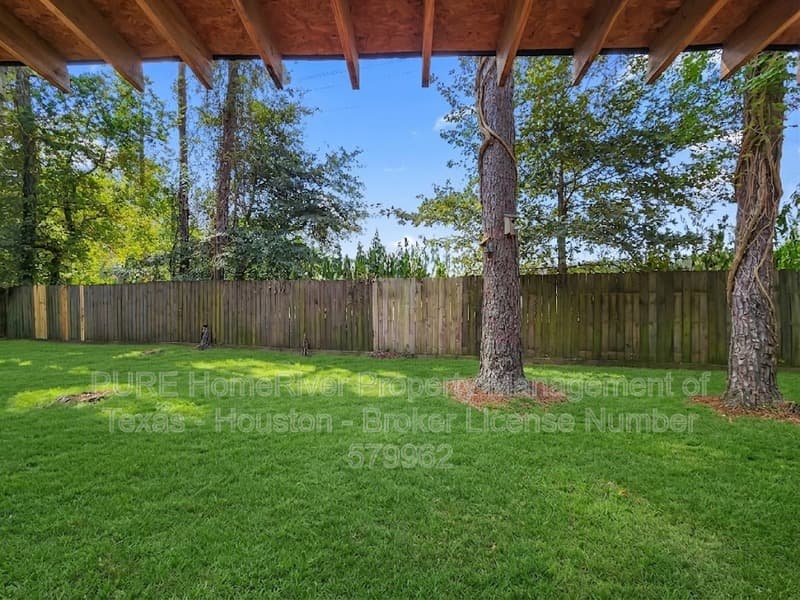 Porter House: 22079 Misty Moss Ct