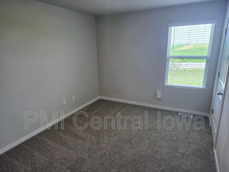Ankeny Townhome: 1631 Northeast Crossing Oaks Lane