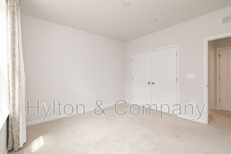 Richmond Townhome: 5920 Whitehurst Ln