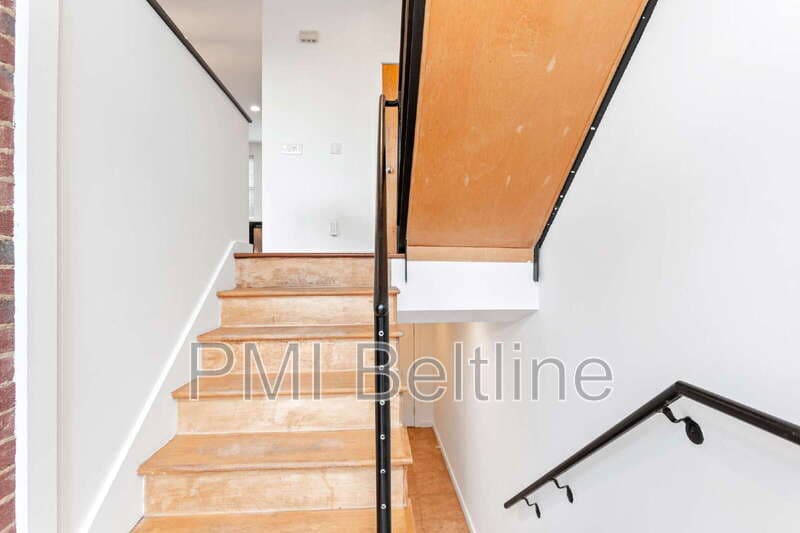 Atlanta Townhome: 988 Dekalb Ave NE