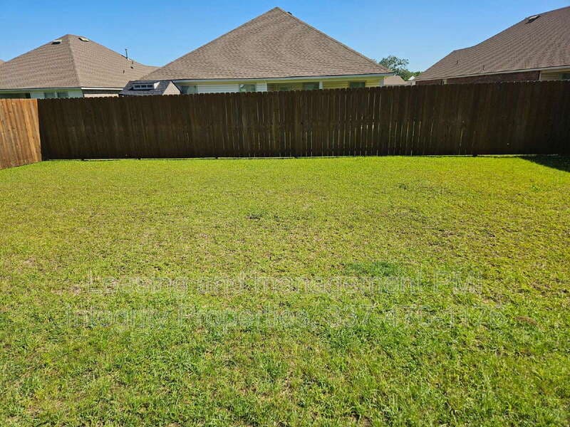 Zachary House: 727 LAMBOT AVE