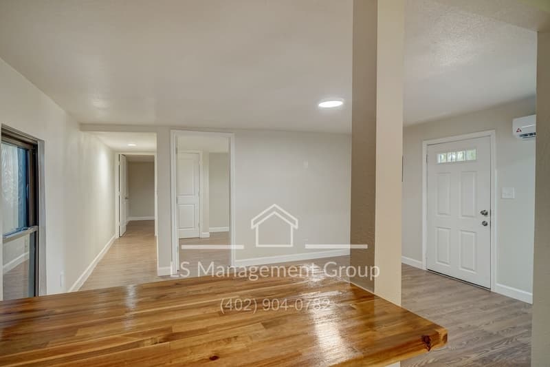 San Antonio House: 609 Taft Blvd,1