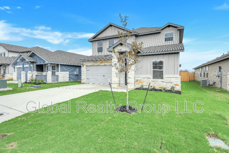 New Braunfels House: 1247 Meyers Mdw