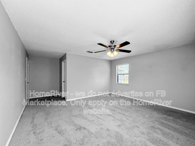 Edgewater House: 2811 Queen Palm Dr