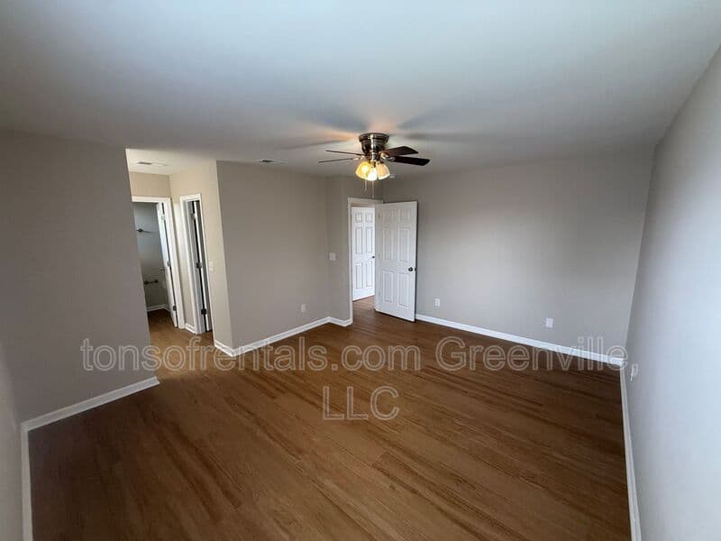 Duncan House: 151 Bellweather Drive