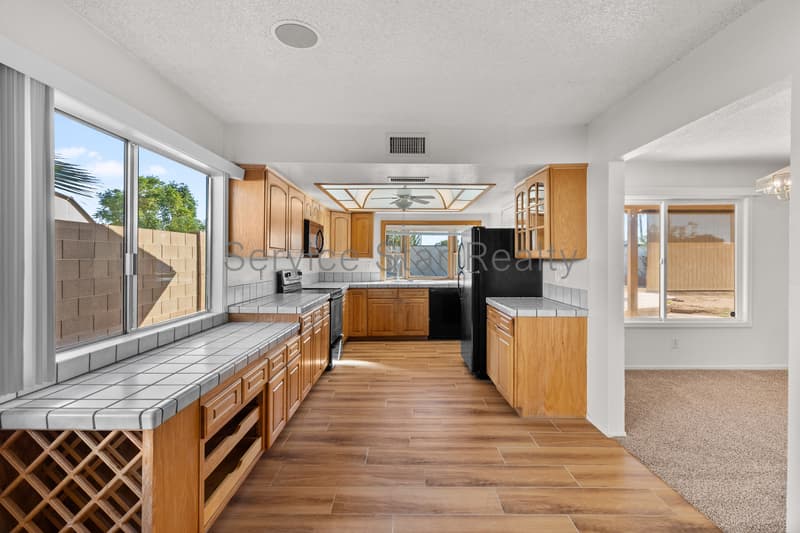Phoenix House: 4123 W Hearn Rd