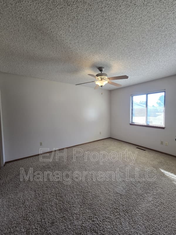 Wichita Condo: 7003 West O'Neil Street