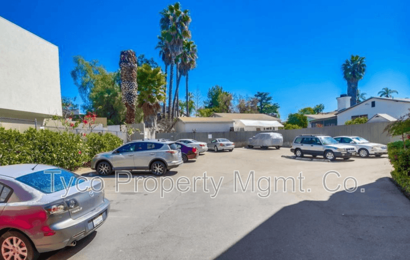 San Diego House: 6650 Amherst Street