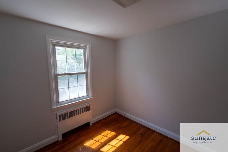 Towson Townhome: 211 Burke Ave