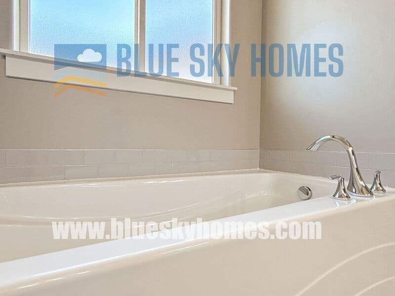 Caldwell House: 5517 Junegrass Way